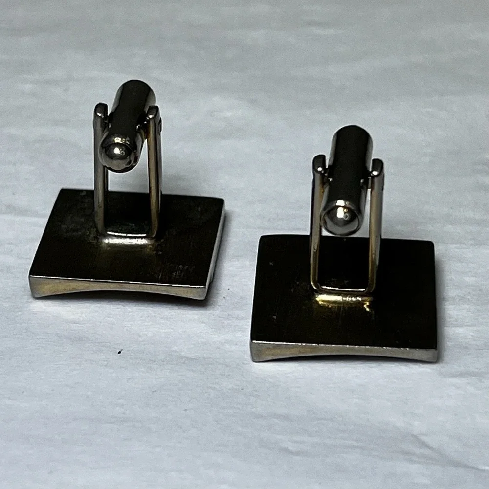 Vtg Swank Gold Tone Square Textured Cufflinks 1
